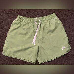 Men’s Nike Nylon Green XL Shorts
